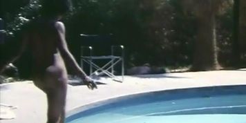 Marilyn Joi Breasts,  Butt Scene  In Mean Mom