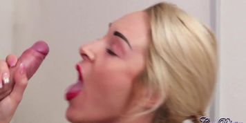 Facial Time (Victoria Summers)