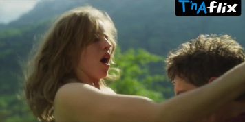 Lou De Laage Breasts Scene  in White As Snow