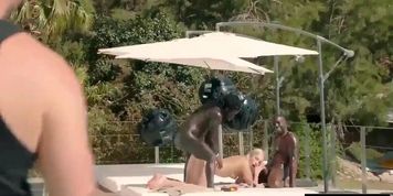 White girl and black guys (WhiteBlack WhiteBlack)