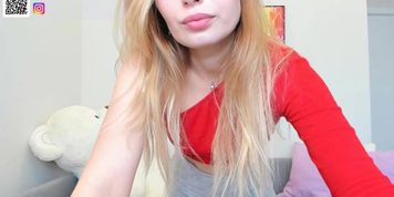 Blonde on cam