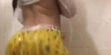 Phat ass latina twerking