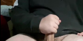 Dadbod jerks off for the first time in years 
