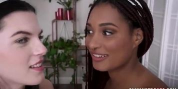 {New} Alexia Anders Fiona Frost  Valentin-e Reversal (08-02-2024)