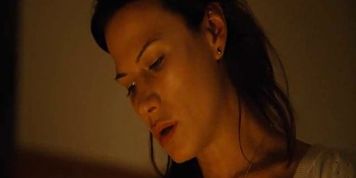 Rhona Mitra - Separation City