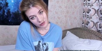 Super beautiful model teasing her big boobs (Beauty Dior)