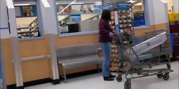Chubby ass in tight jeans
