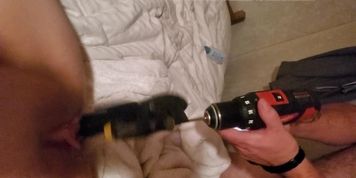 Using power tools fix her plumbing!