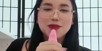 H.R Of - Your Sis Was So Horny