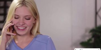 Blonde Giselle Palmer loves licking hot Riley Nixon pussy