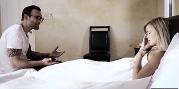 Skinny Blonde Teen Leave A House After She Got Fucked (Madison Hart)