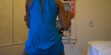 Ebony teen twerking pt 3 - video 1