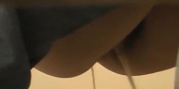 Pissing girl