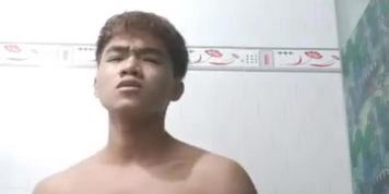 Asian boy cum a lot