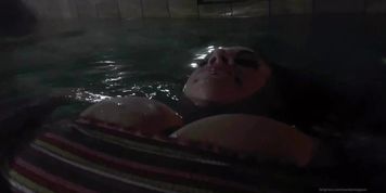 BBW HOT TUB