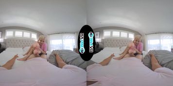 Wetvr Blonde Step Sibling Seduces Big Cock (Kiara Cole)