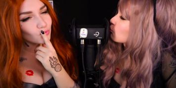 ASMR KittyKlaw - TWIN Ear Licking [Patreon]