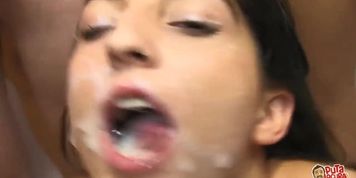 Amazing Girl Swallows huge Cumshots!