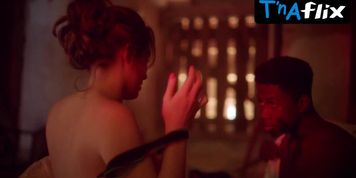 Giulia Gayoso Sexy Scene  in A Ultima Festa