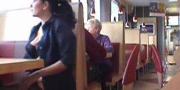 flashing restaurant