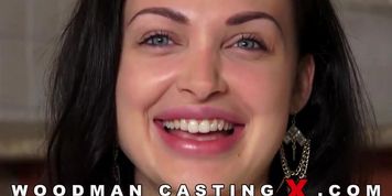 brunette getting screw