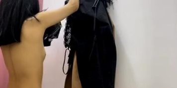 Small boobs cam girl changing clothes for you (05/01/22)