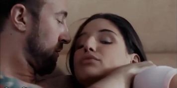NUDE GRATUIT SNAP: lola_fz7 (l'ancien a sauter):Elle aime beaucoup le sexe cette salope brune snap: x6klb