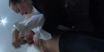 Susanna & Judith - kissmatures g535