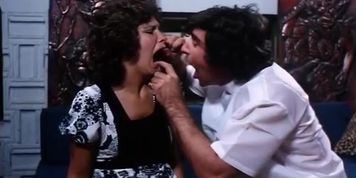 Linda Lovelace Saduces Hairy Guy (Sarah Lollypop)