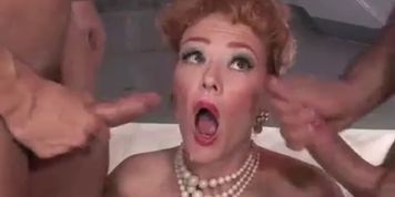 Everybody loves Audrey Hollander