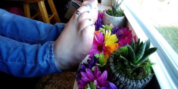 Jerk off foot tease 2