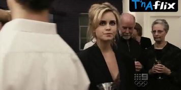 Saskia Burmeister Underwear Scene  in The Jammed