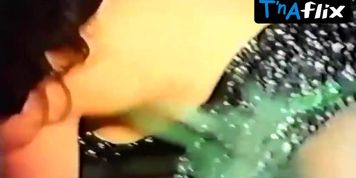 Karin Lorson Real Sex,  Butt Scene  in 2 Geile Hirsche Auf Der Flucht