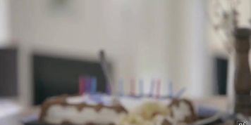 Cake - S25:E14 - Riley Reid (Between Them, Damon Dice)