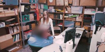 She doesnt want to be fucked by officer (Dolly Leigh)