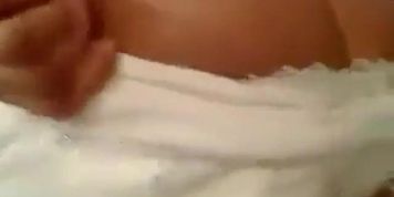 sexy latina with a hot body masturbating on webcam live