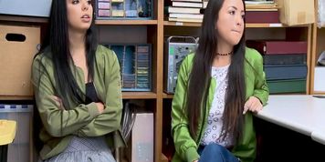 Little teen thieves get rammed