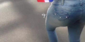 Amazing Dominican Girl With Huge Bubble Booty In Jeans pt2