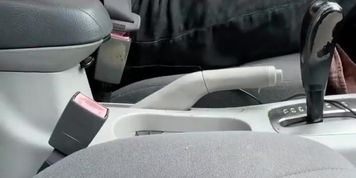 Teenager Jerks Off in his Car, Couldn&rsquo;t Wait to Cum
