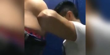  CRUISING IN PUBLIC RESTROOM/CR -- HOT BLOWJOBS