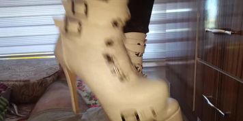 Trample boots
