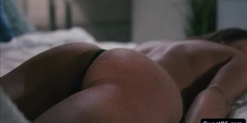 Lesbian friends Zoe Bloom and Dana Wolf fingerfucking