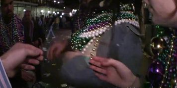 Mardi Gras Girls Flashing