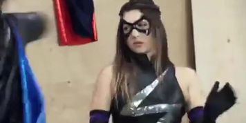 Hk shadowgirl Vs Syren
