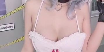 sakamata kuroe cosplay