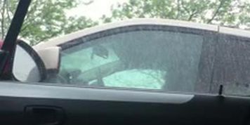 Carflash - Stares as she drives away