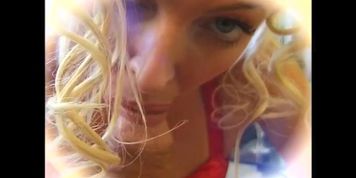Flokossama invite Nomi dans son appartement &agrave; Paname - POV [Flokossama]