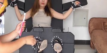 chinese tickling