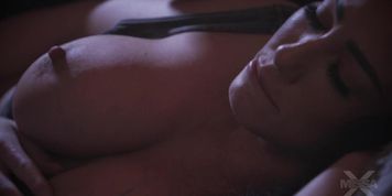 Sleeping Voluptuouse Milf Is Seduced And Gently Fucked By Young Stepsond Big White Dick (Big_White_Dick_, Jennifer White)