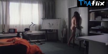 Carole Bouquet Butt,  Breasts Scene  in Tag Der Idioten